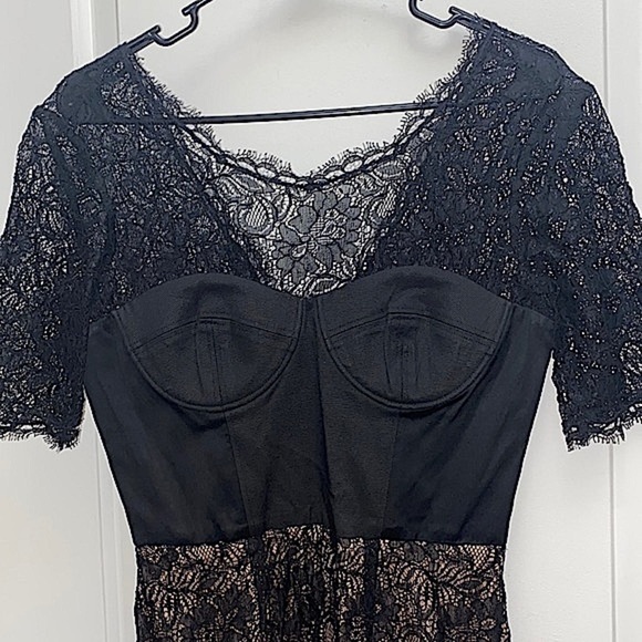 NWOT BCBGMaxAzria Lila Black lace bustier dress lined size 4 - Picture 7 of 15